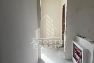 Duplex cu 5 camere cu Canalizare în Ghiroda - 8