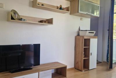 Apartament cu 2 camere nedecomandat în Circumvalațiunii - 1