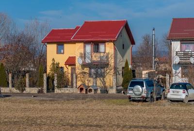 Casă individuală cu 5 camere în Bod