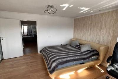 Apartament cu 3 camere semidecomandat în P-ța Alba Iulia - 1