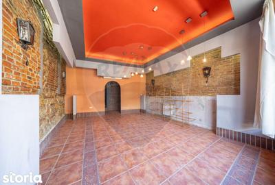 Spațiu comercial, de 39 mp, în Bartolomeu - 11