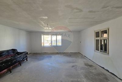 Casă cu 3 camere cu Teren 1161 Mp în Sânmihaiu Almașului - 13