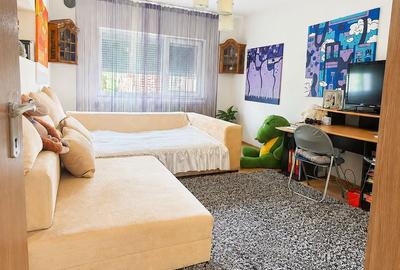 Casă cu 5 camere cu Teren 600 Mp în Ștefănești - 2