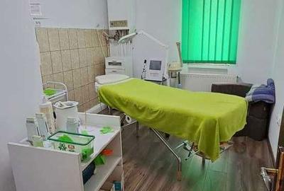 Spațiu comercial, de 55 mp, în Central - 4