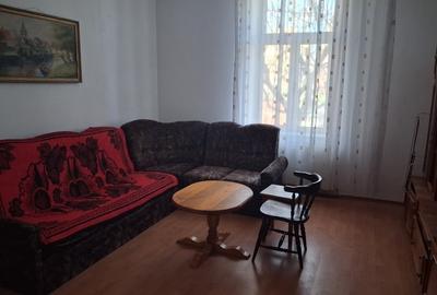 Apartament cu 2 camere nedecomandat, mobilat în Sinaia - 6