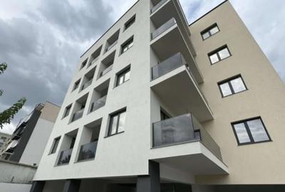 Apartament cu 2 camere decomandat în Chitila