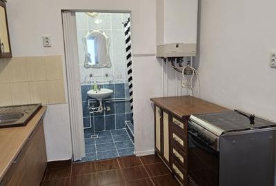 Apartament cu 2 camere semidecomandat în Central - 4