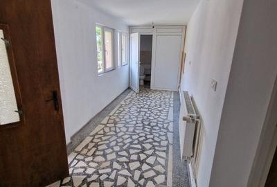 Fabric/Complex - casa 3 camere - 400 mp teren- renovat - 11