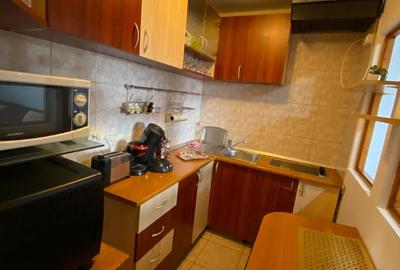 Garsonieră decomandată, mobilată în Vasile Aaron - 3