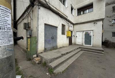 Spațiu comercial, de 60 mp, în Narcisa - 2