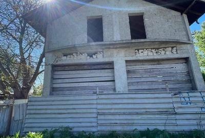 Casă cu 4 camere cu Teren 250 Mp în Central - 5