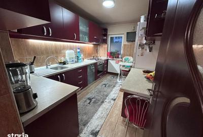 Apartament cu 3 camere decomandat în Dacia - 4