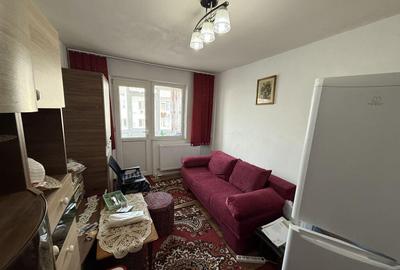 Apartament 3 camere zona KM 4-5 - 1