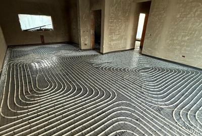 Casă cu 4 camere cu Teren 500 Mp în Păulești - 1