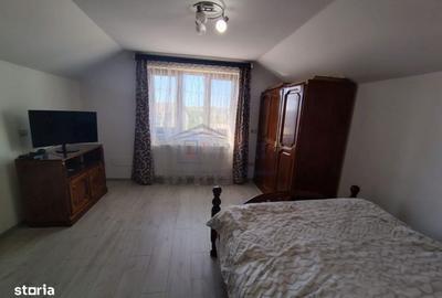 Casă cu 4 camere în Bulai - 11