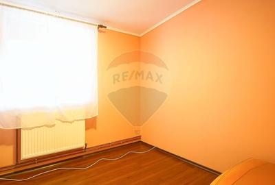 Casă cu 6 camere cu Teren 337 Mp în Central - 27