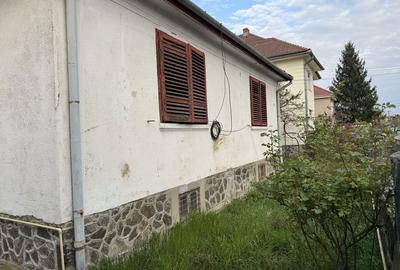 Casă cu 4 camere în Sub Arini - 4