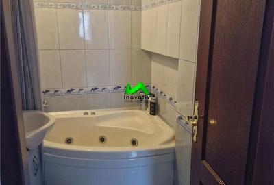 Apartament cu 3 camere în Central - 2