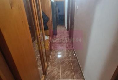Apartament cu 3 camere de vanzare in Campina - Zona Cuza - 9