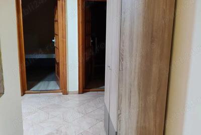 Apartament cu 4 camere decomandat în Central - 2