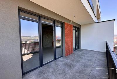 Duplex cu un design deosebit, spatiu generos si curte proprie - 12