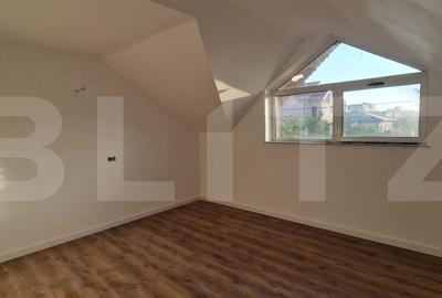 Casă cu 5 camere cu Teren 393 Mp în Bordei - 2