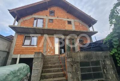 Casă cu 4 camere cu Canalizare în Lancrăm - 13