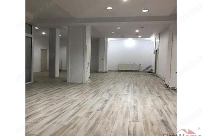 Spațiu comercial, de 145 mp, în Ultracentral - 8