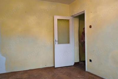 Apartament cu 2 camere semidecomandat în Gojdu - 15