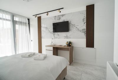Apartament cu 4 camere în Central - 2
