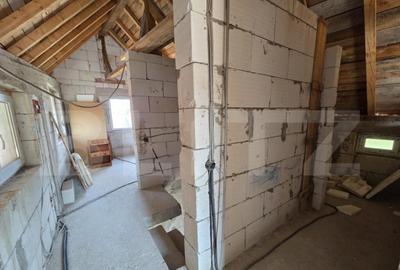 Casa de vanzare 120 mp, 3 camere + living, terasa, pa - 1