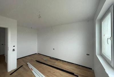 Casă cu 4 camere cu Teren 335 Mp în Urseni - 3