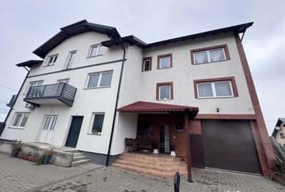 Casă cu 7 camere cu Teren 2000 Mp în Rădăuți - 3