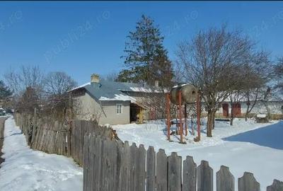 Casă în Roseți - 2