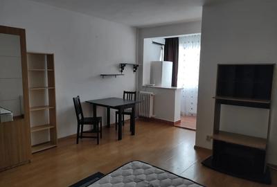 Inchiriez garsoniera Dristor metrou - 1