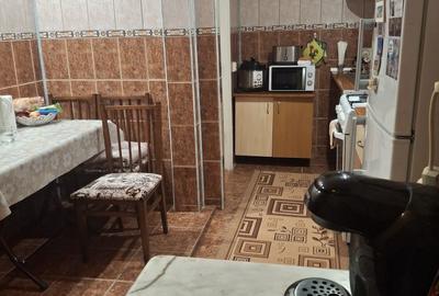 Apartament cu 2 camere decomandat în Alexandru cel Bun - 3