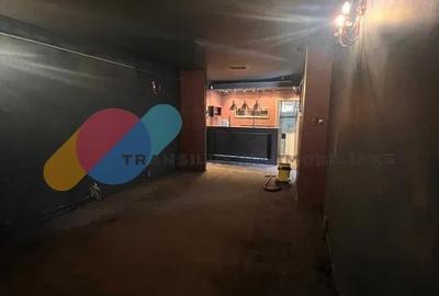 Spatiu comercial 117mp - vitrina stradala, zona cu vad excelent - Centru - 3