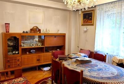 Apartament de vanzare 2 camere Calea Dorobantilor etaj 1 - 3
