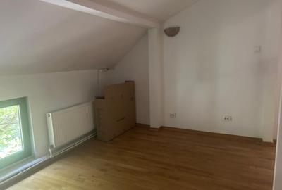 Casa S+P+M, 245 MP teren, 201 MP utili, Central - 9