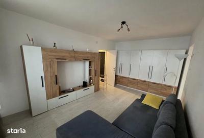 Apartament cu 3 camere semidecomandat în Moșilor - 1