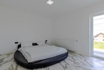 Casă cu 4 camere cu Teren 300 Mp în Fântânele - 14