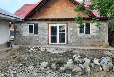 Casă cu 4 camere cu Teren 1075 Mp în Tecuci - 7