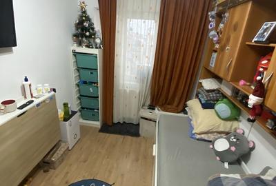 Apartament cu 3 camere semidecomandat în Central - 7