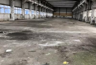 Spațiu comercial, de 2,000 mp, în Intim - 2