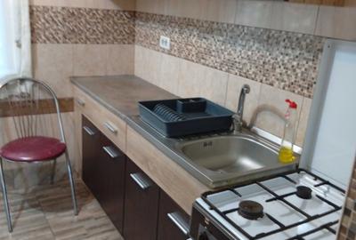 Garsonieră decomandată în Central - 8