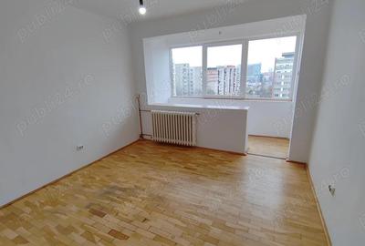 Vand apartament renovat cu doua camere decomandat in Timi?oara in zona centrala - 9