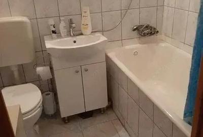 Apartament cu 2 camere decomandat în Circumvalațiunii
