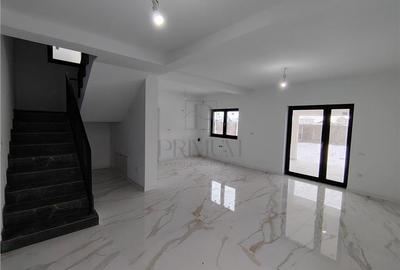 Duplex cu 4 camere cu Teren 365 Mp în Moșnița Veche - 2