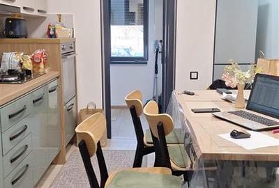 Apartament cu 3 camere decomandat, mobilat în Central - 2