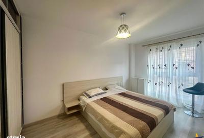 Apartament cu 3 camere decomandat, mobilat în Tractorul - 9